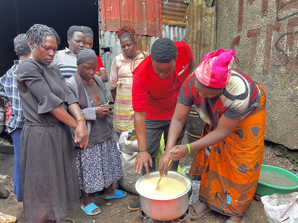 sawa world training in making eco briquettes in katanga, kampala central uganda (1)